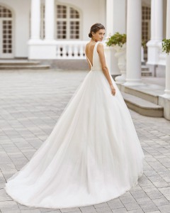 SOFIA Adriana Alier hinten